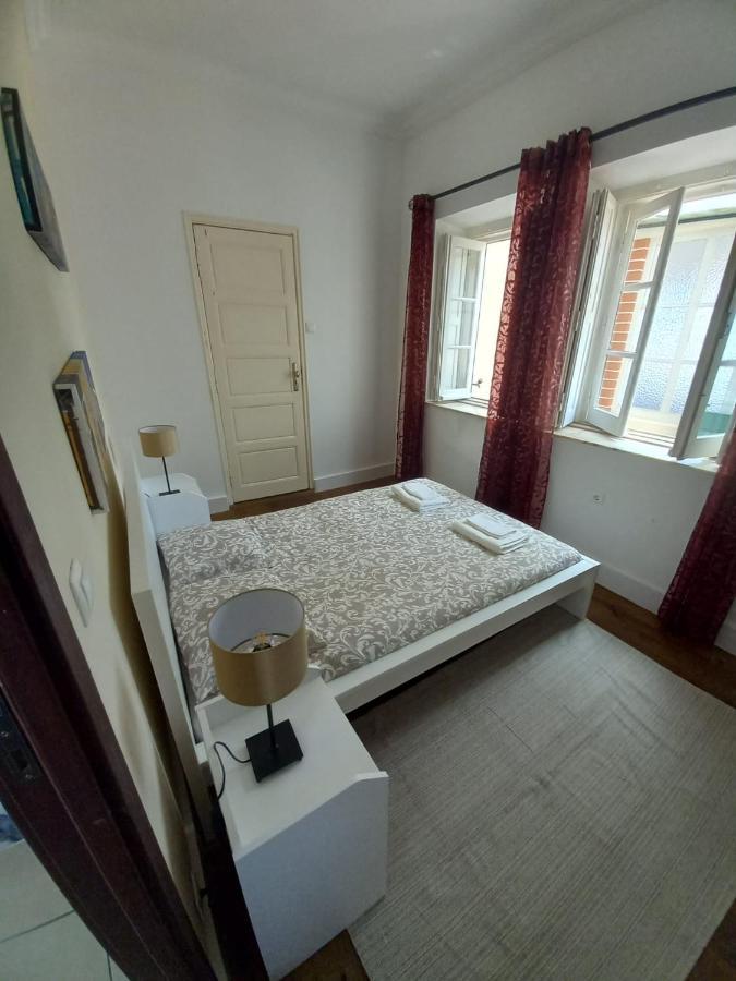 Casa Blanca Hostel Peniche Εξωτερικό φωτογραφία
