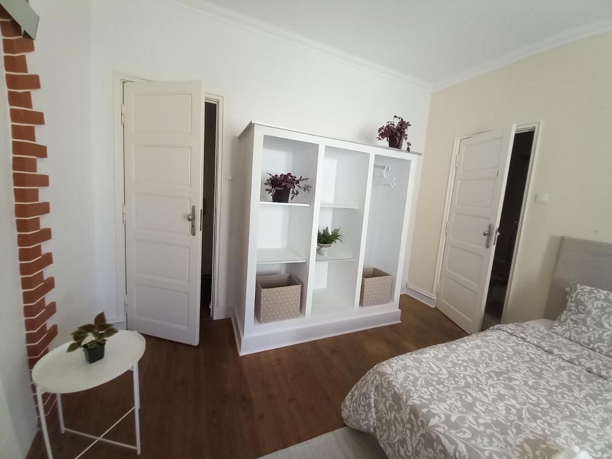 Casa Blanca Hostel Peniche Εξωτερικό φωτογραφία