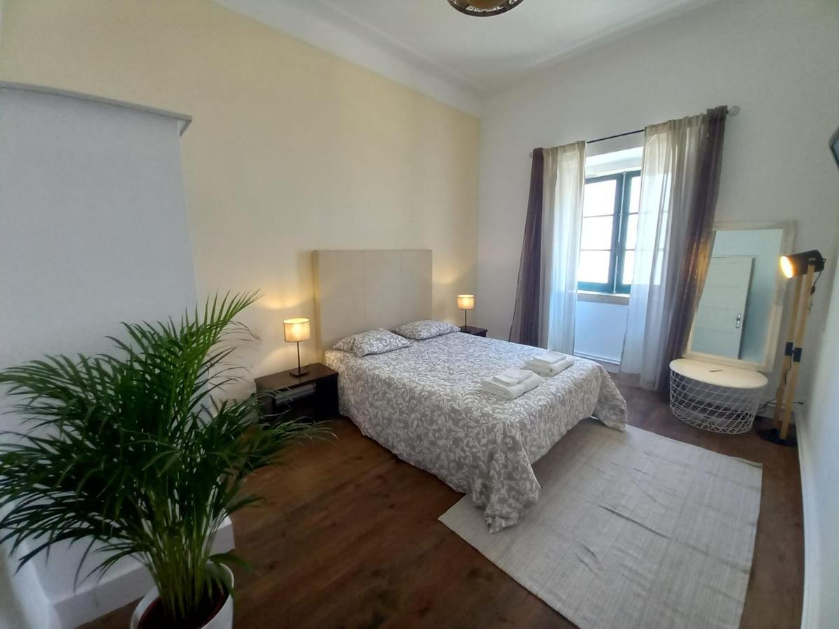 Casa Blanca Hostel Peniche Εξωτερικό φωτογραφία