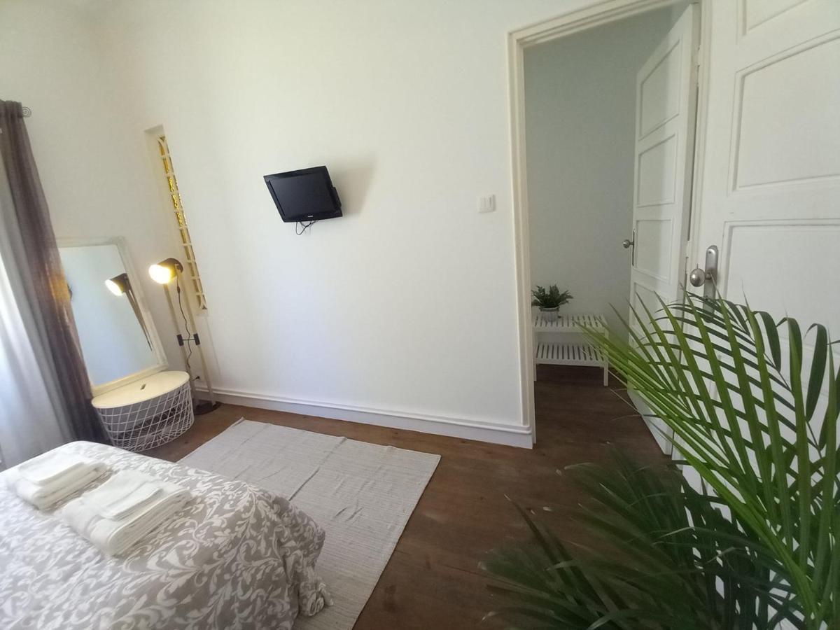 Casa Blanca Hostel Peniche Εξωτερικό φωτογραφία
