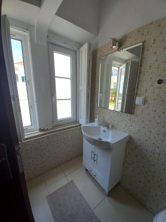 Casa Blanca Hostel Peniche Εξωτερικό φωτογραφία